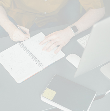 Clearly define business instructions and submit reasonable meeting reports